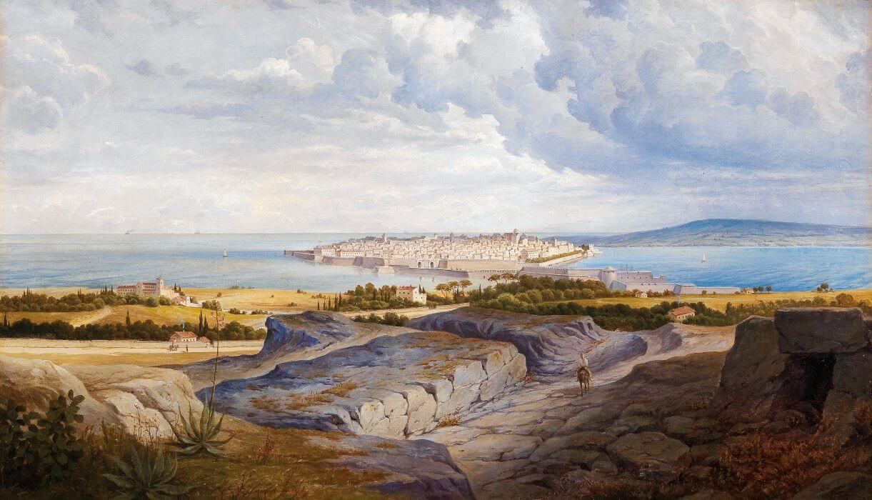 The port city of Syracuse viewed from a distance.